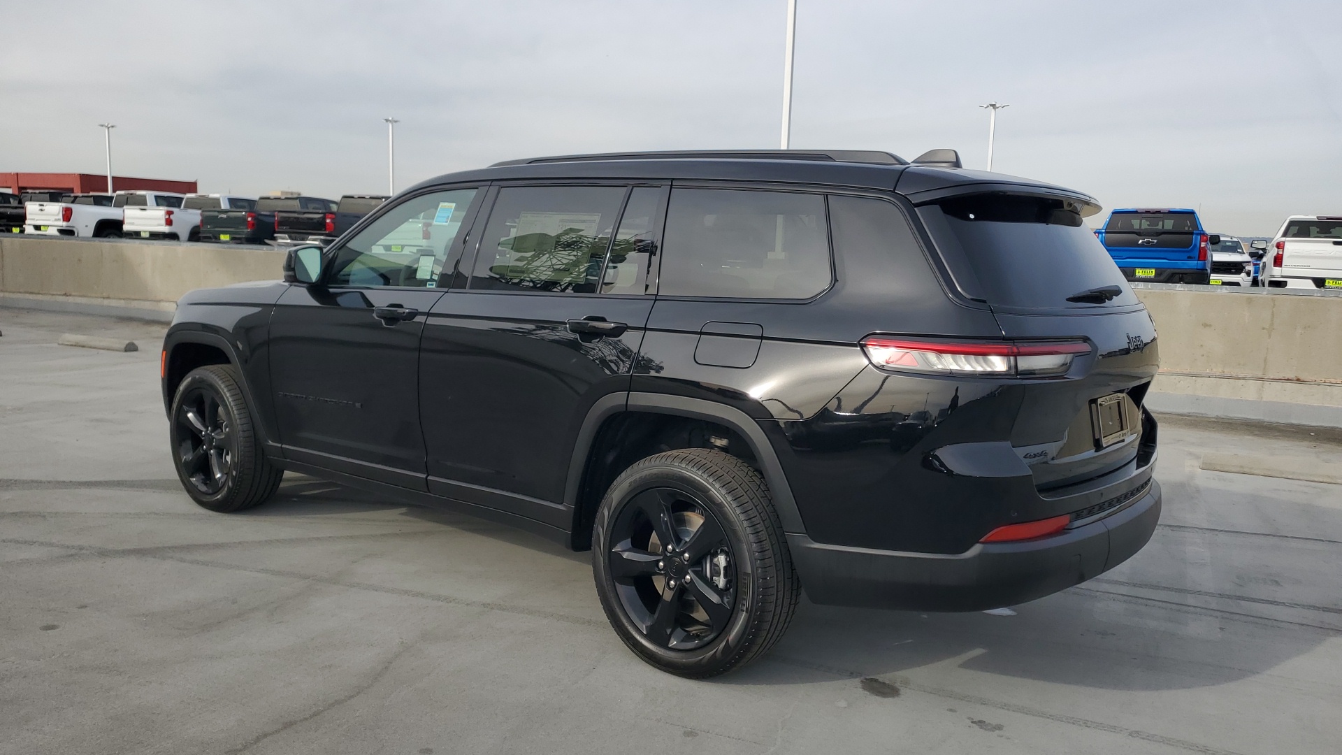 2025 Jeep Grand Cherokee L Limited 3