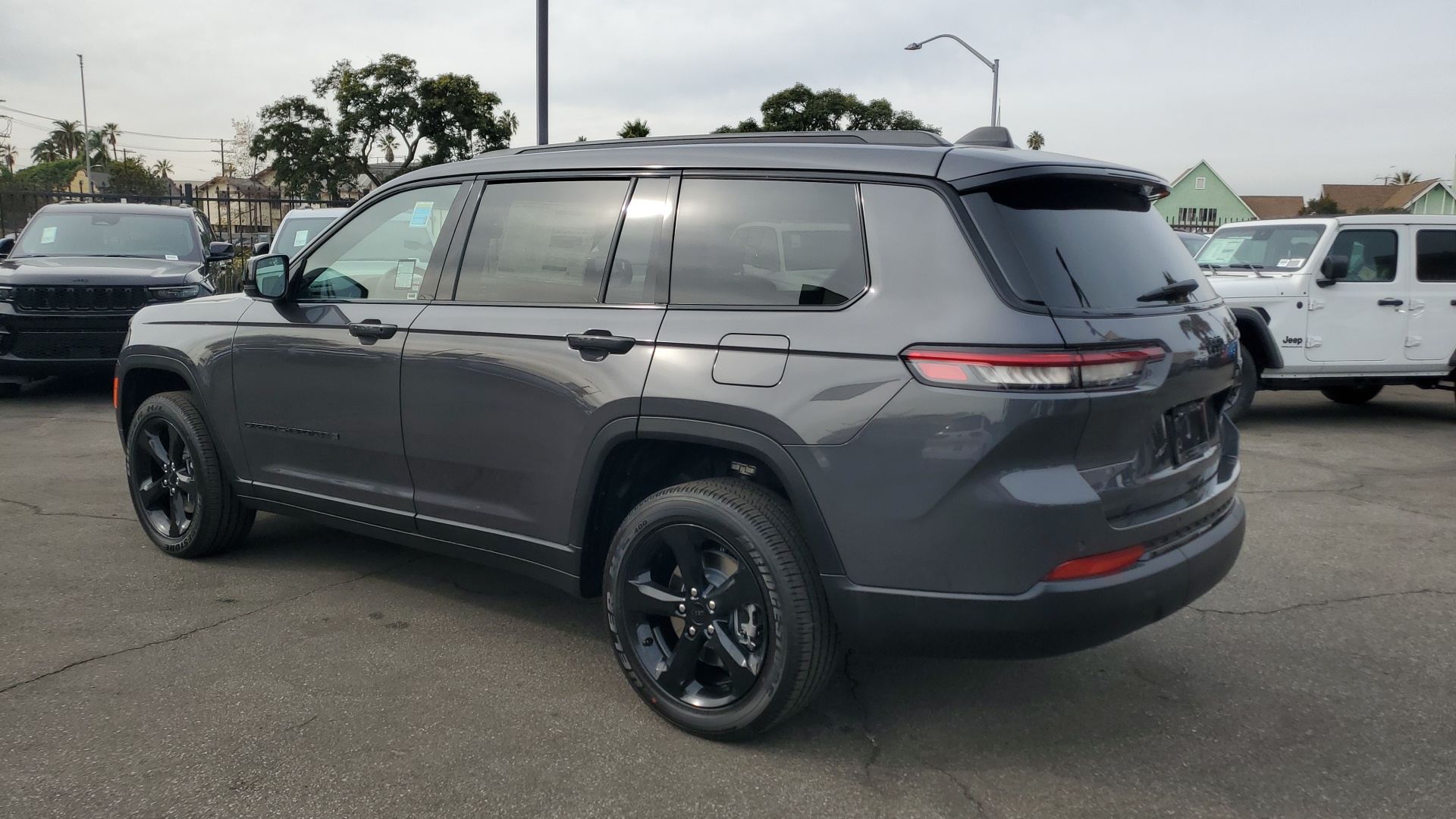 2025 Jeep Grand Cherokee L Altitude X 3