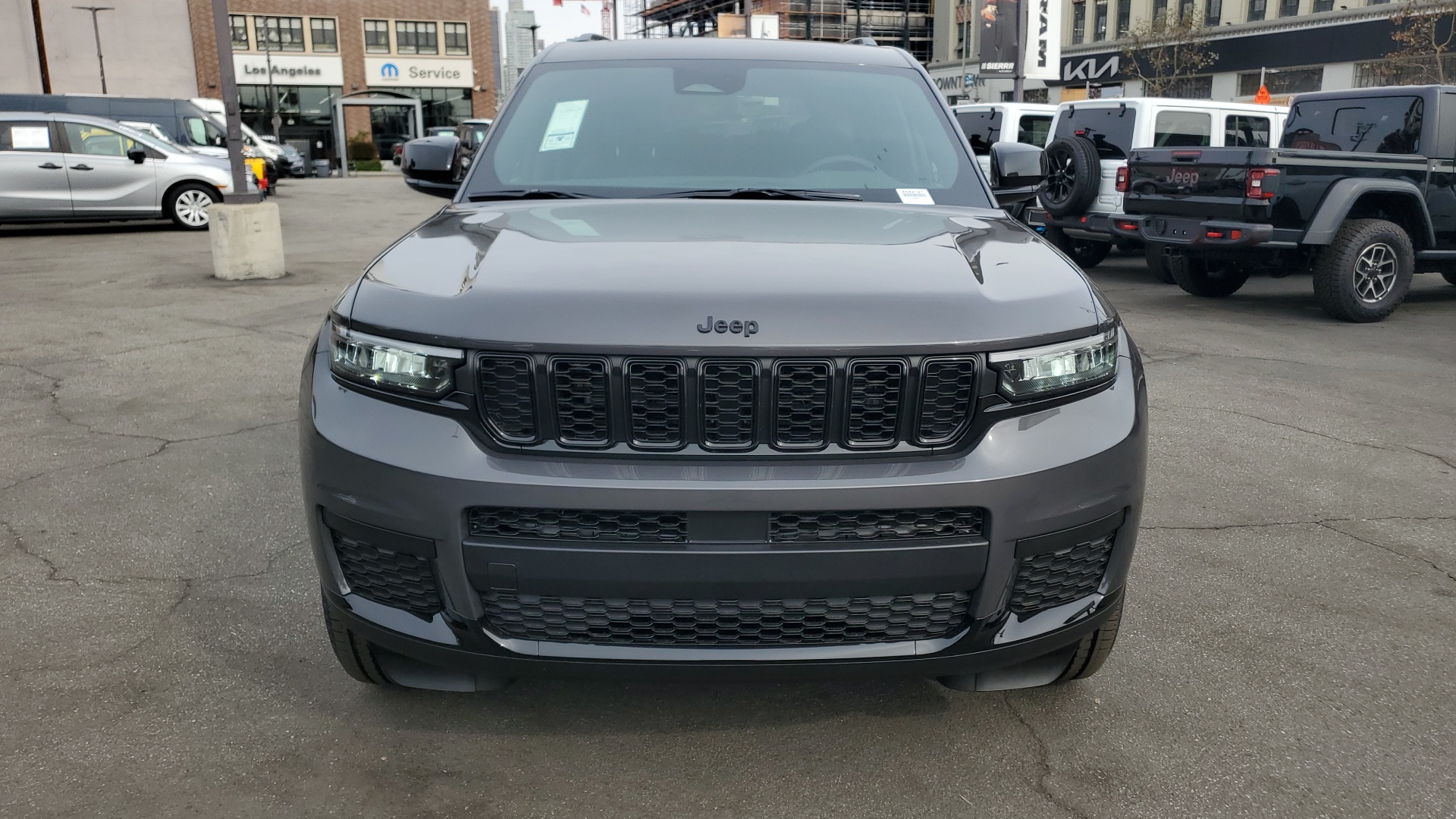 2025 Jeep Grand Cherokee L Altitude X 8