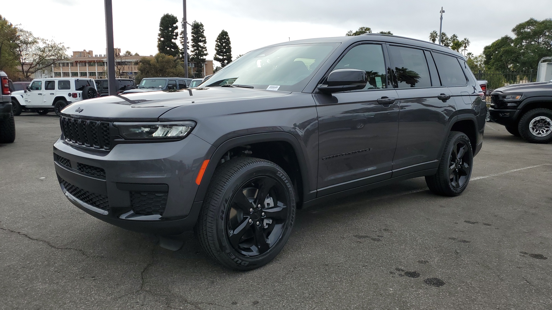 2025 Jeep Grand Cherokee L Altitude X 1