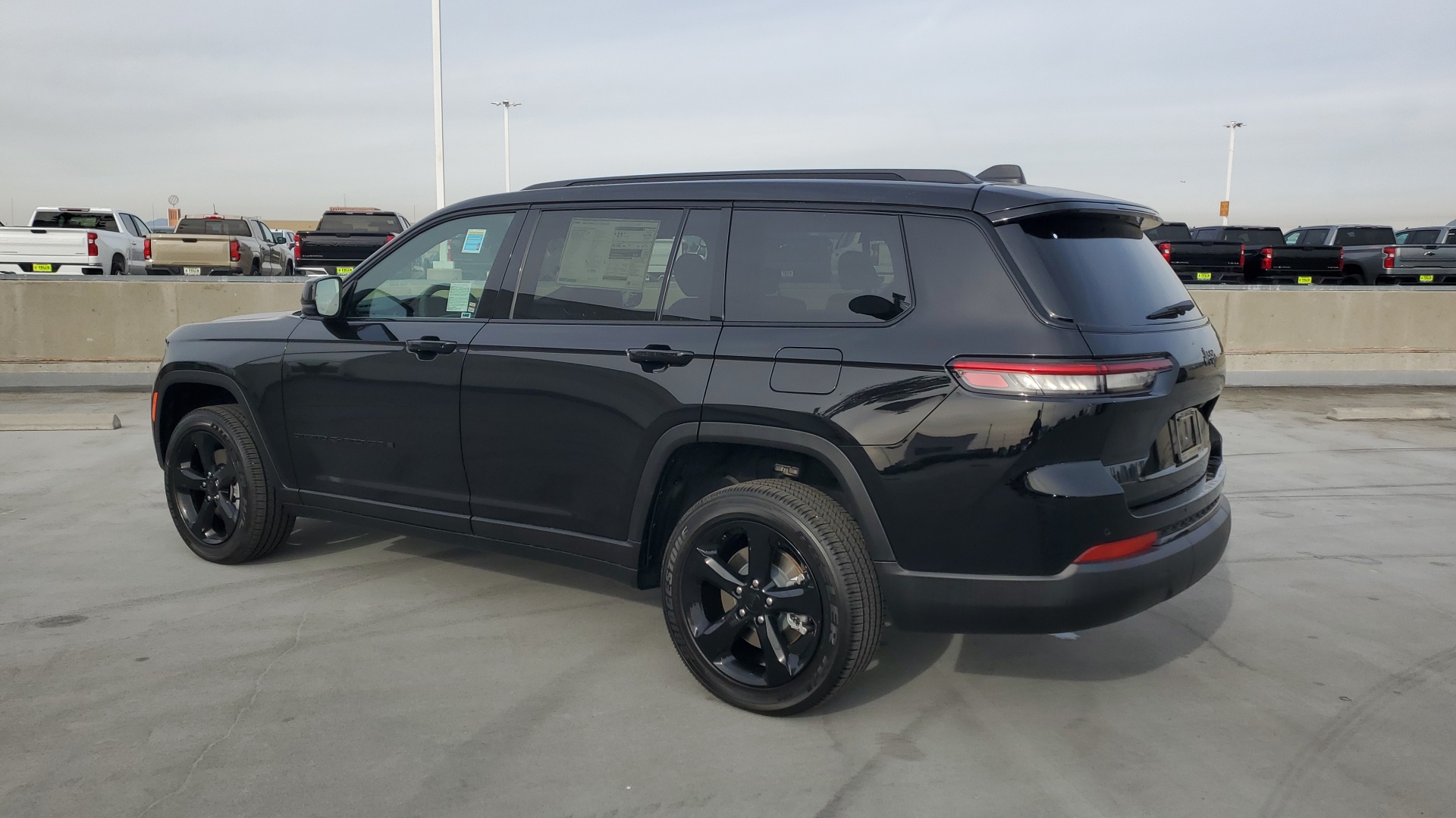 2025 Jeep Grand Cherokee L Altitude X 3