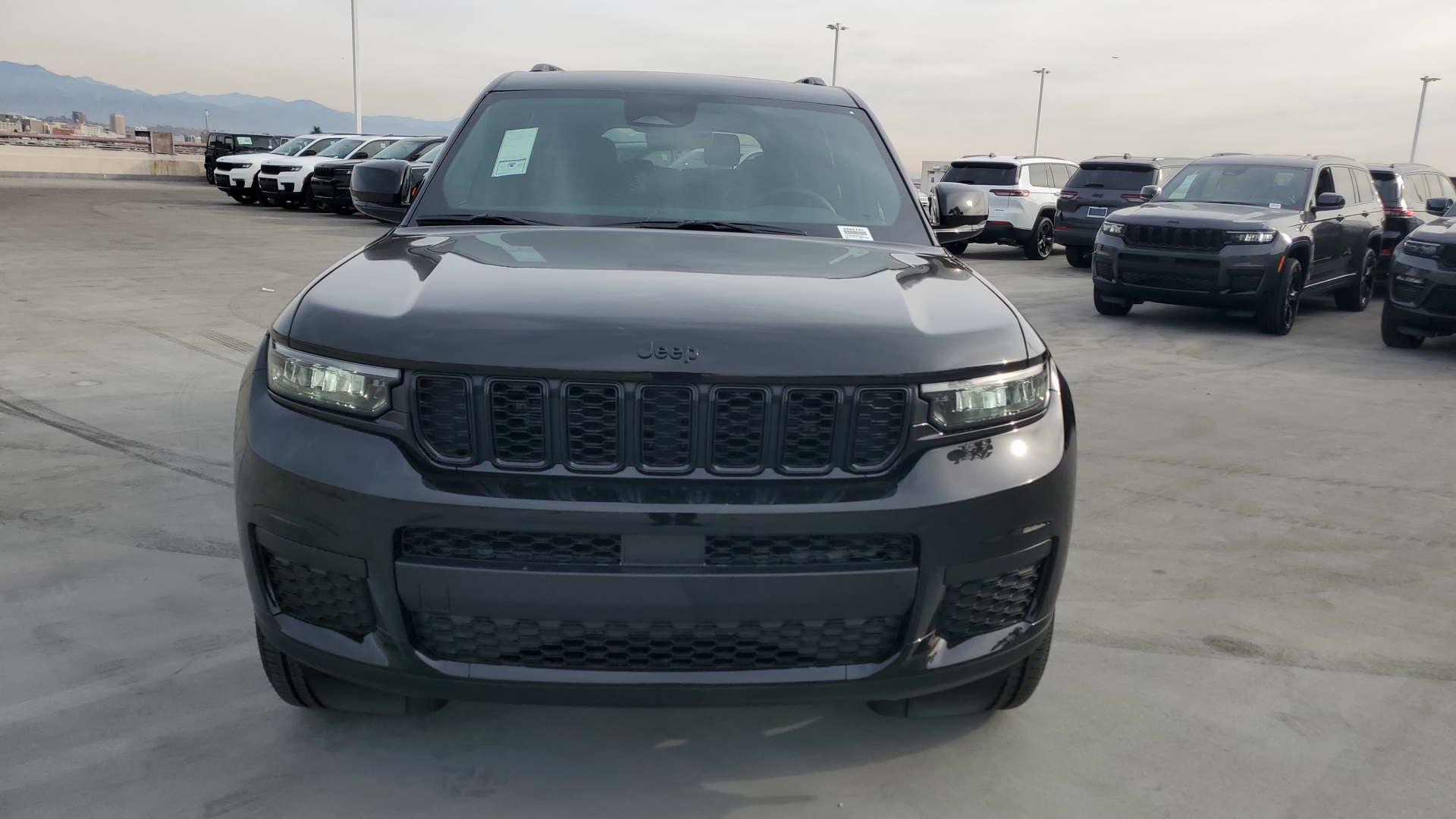 2025 Jeep Grand Cherokee L Altitude X 8