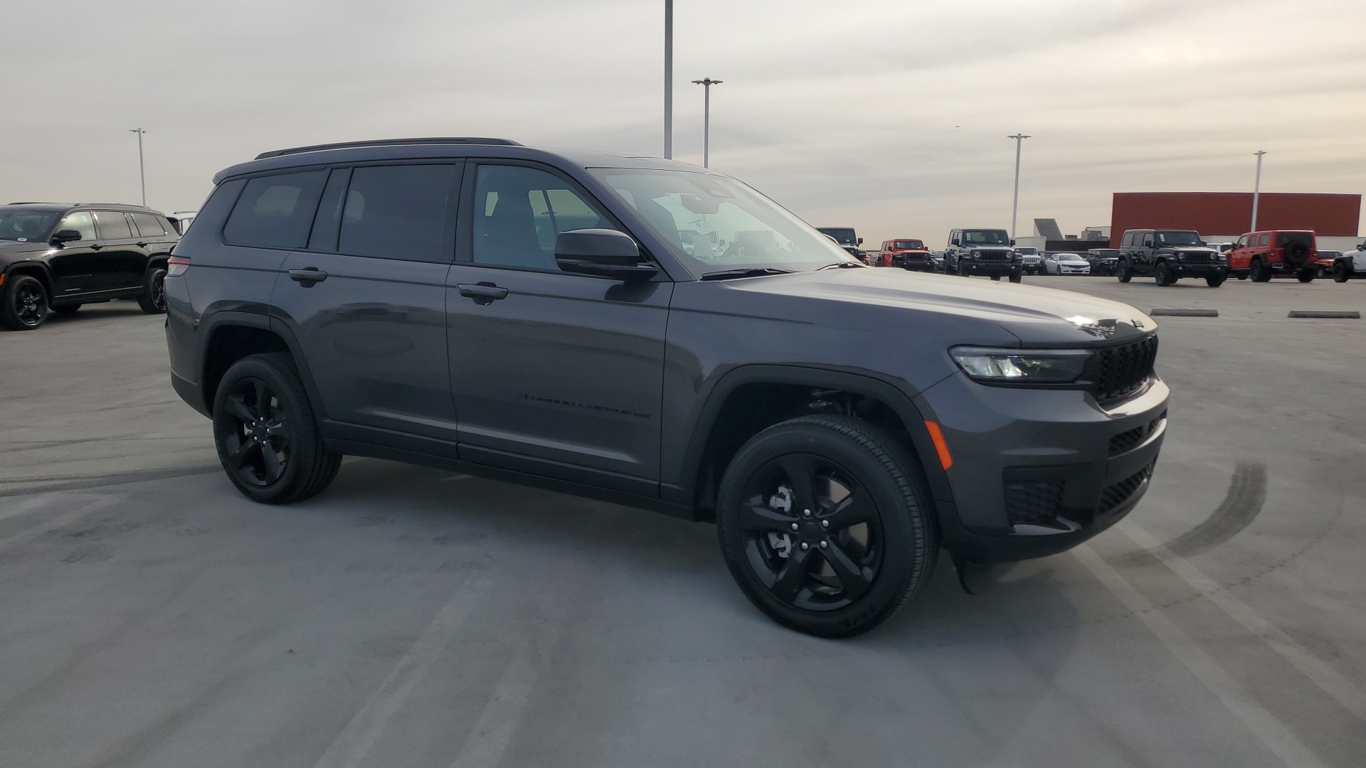 2025 Jeep Grand Cherokee L Altitude X 7