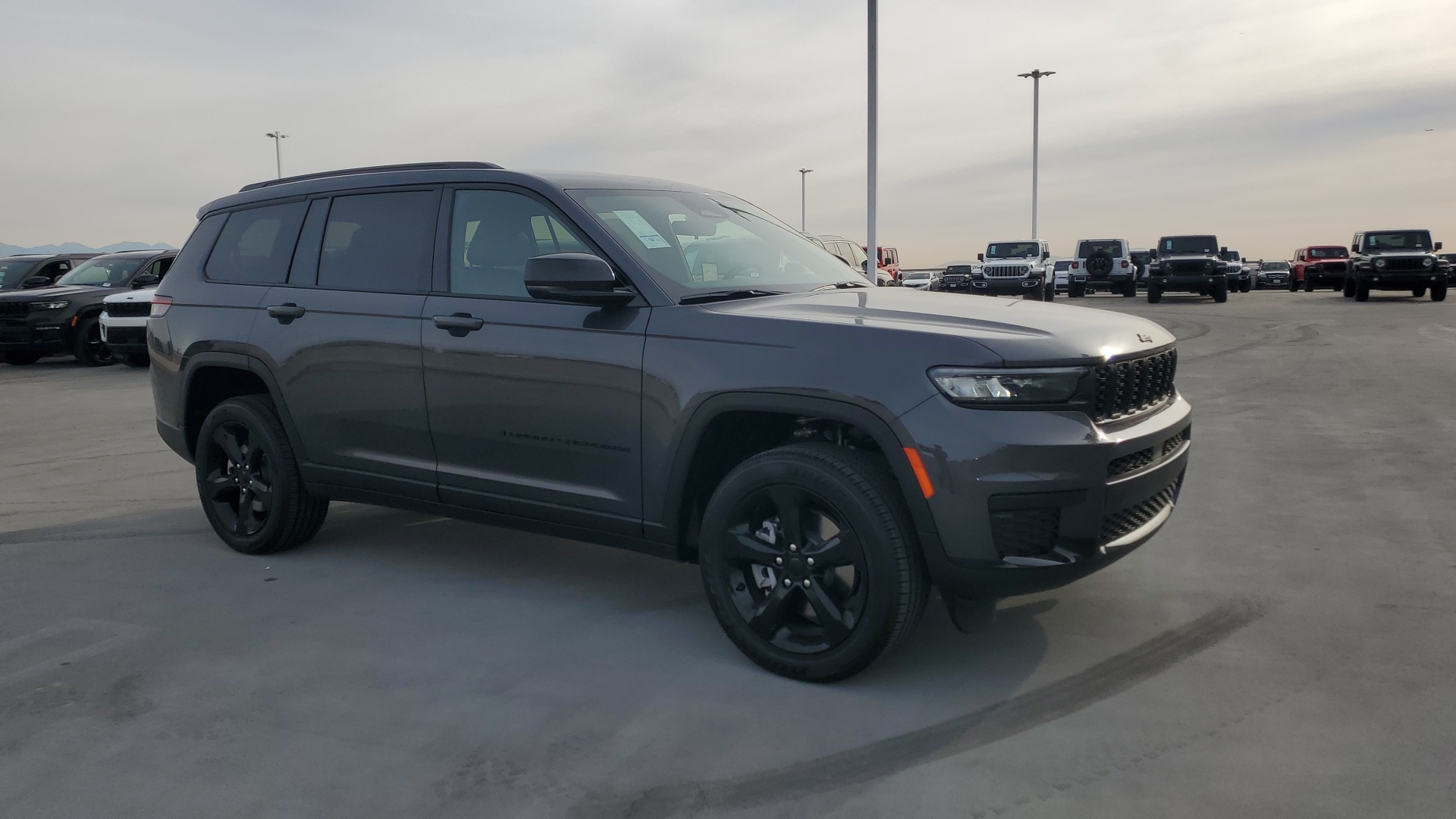 2025 Jeep Grand Cherokee L Altitude X 7