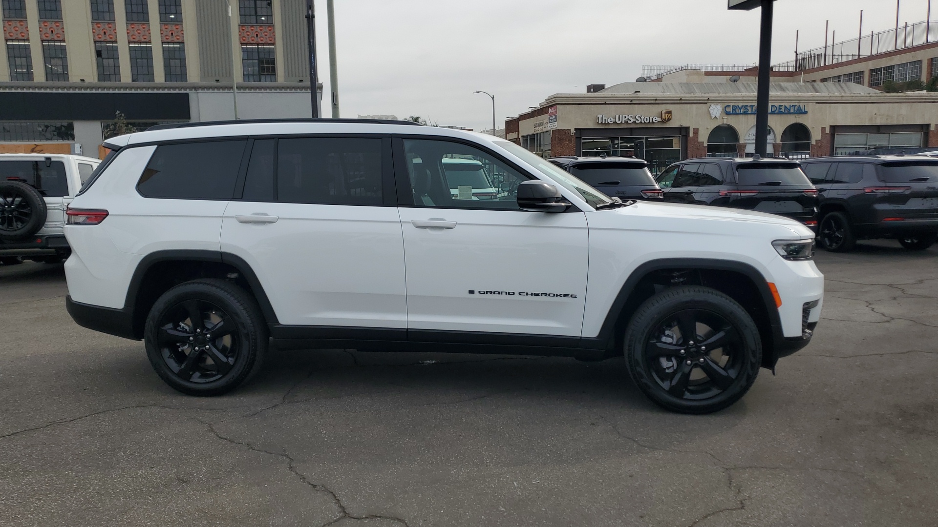 2025 Jeep Grand Cherokee L Limited 6