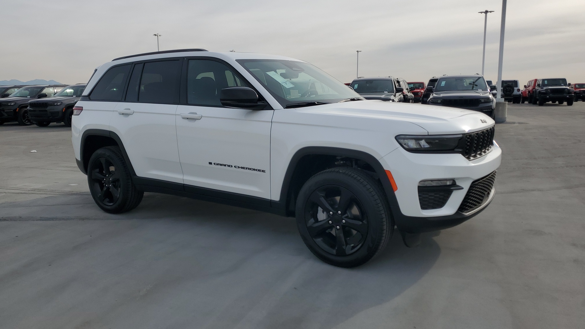 2025 Jeep Grand Cherokee Limited 7