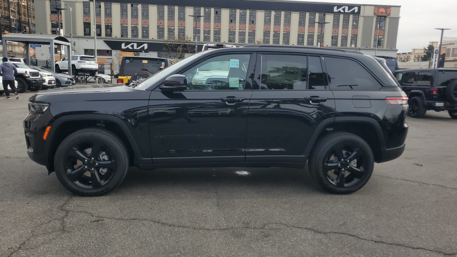 2025 Jeep Grand Cherokee Altitude X 2