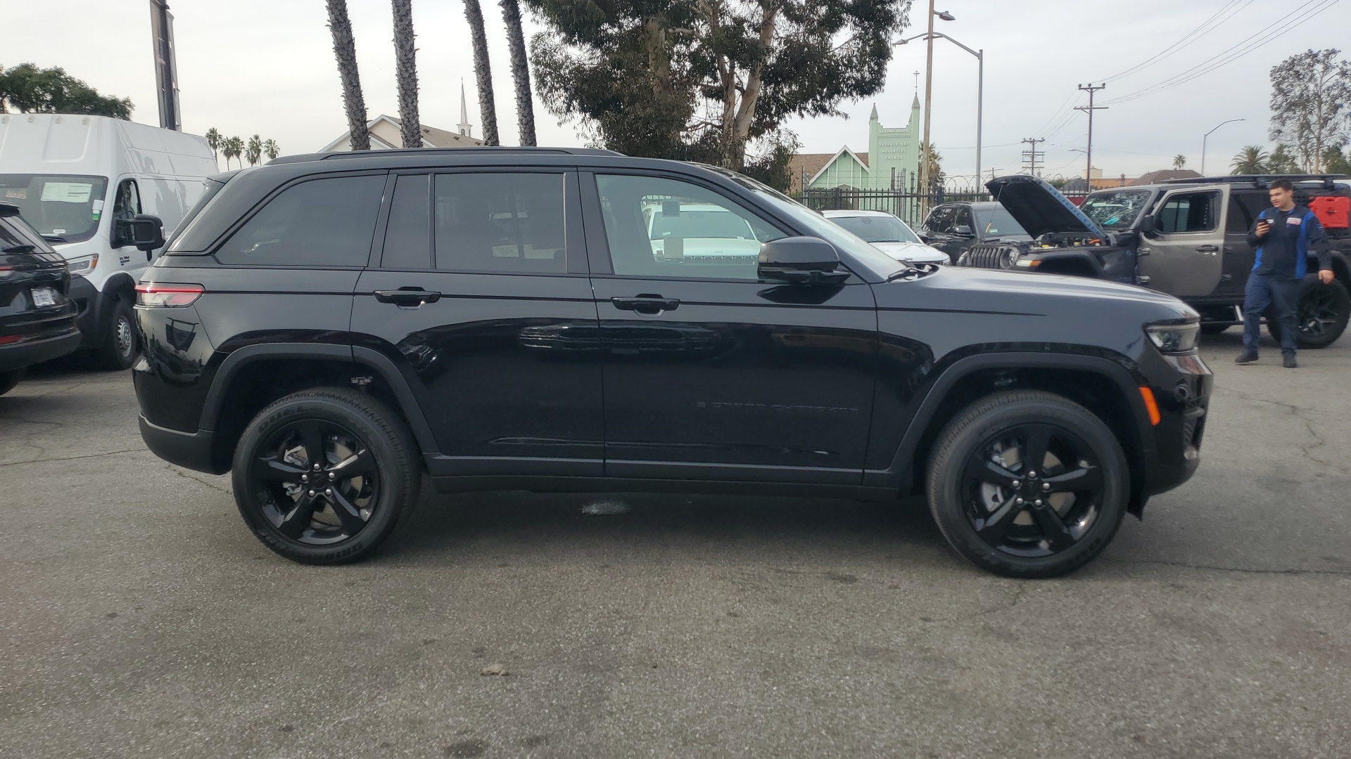 2025 Jeep Grand Cherokee Altitude X 6