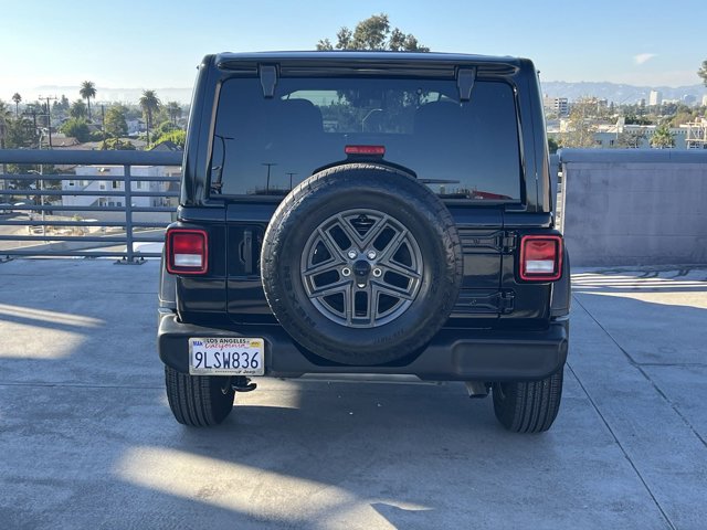 2024 Jeep Wrangler Sport S 32