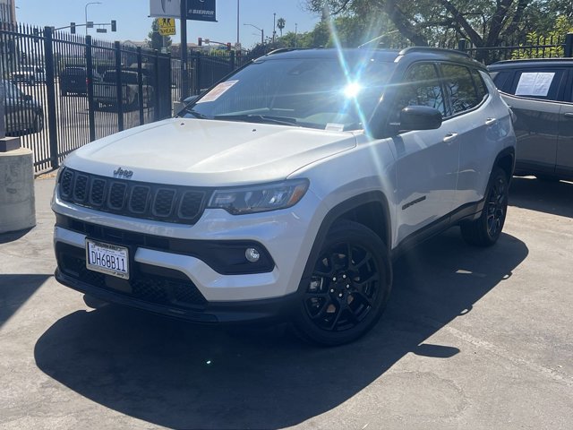 2024 Jeep Compass Latitude 2