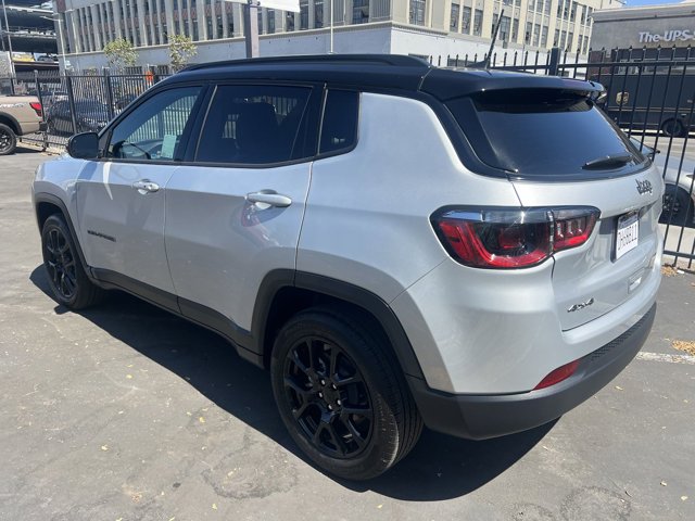 2024 Jeep Compass Latitude 28