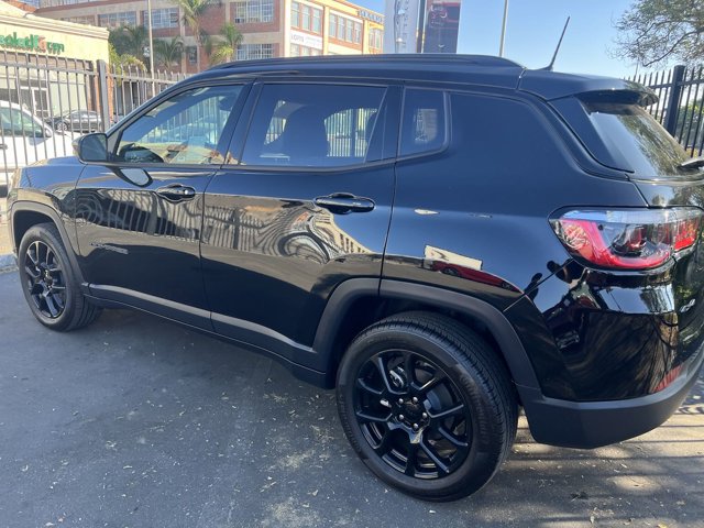 2024 Jeep Compass Latitude 16