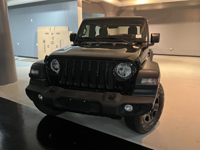 2018 Jeep Wrangler Sport 2