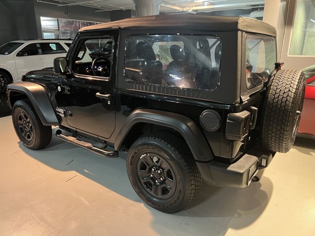 2018 Jeep Wrangler Sport 27