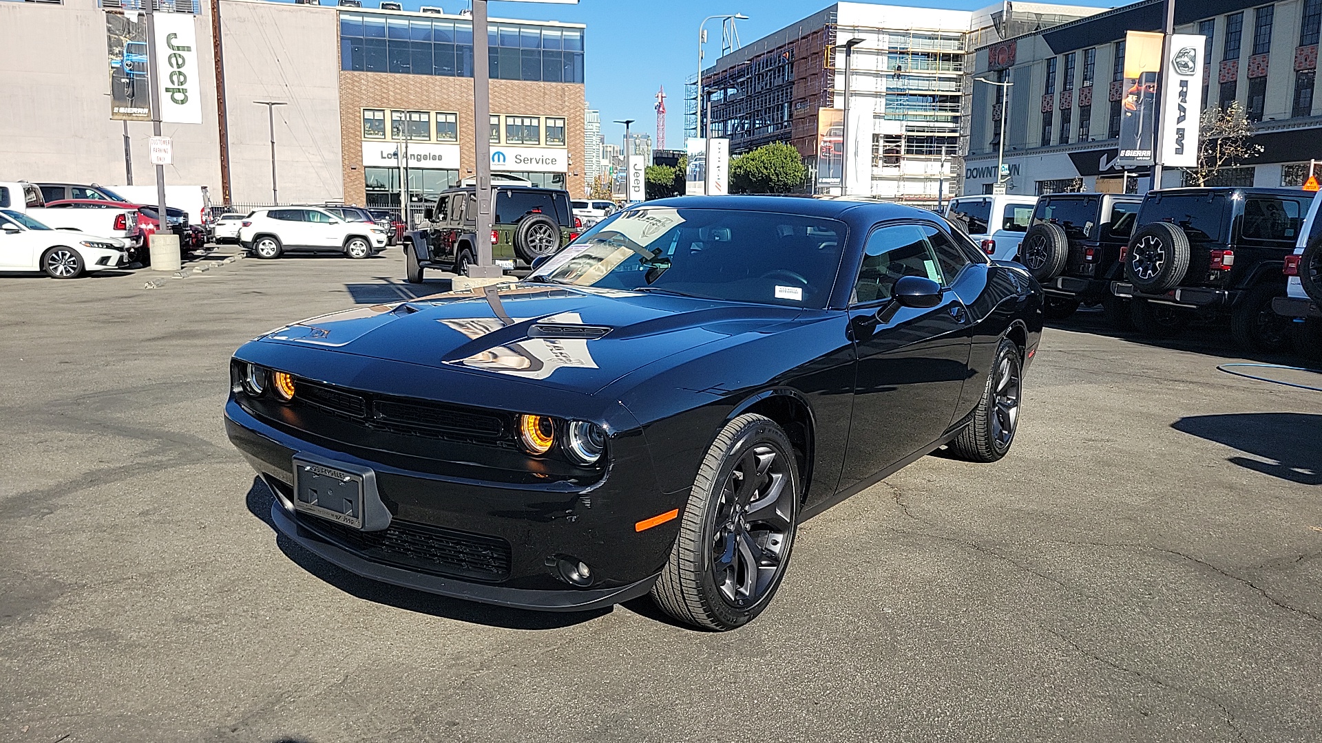 2020 Dodge Challenger SXT 2