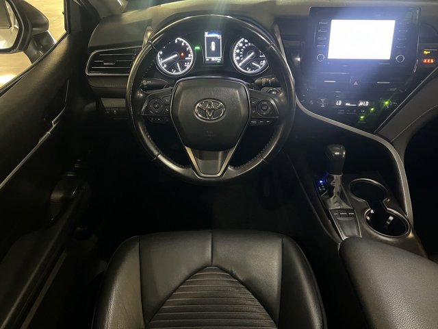 2022 Toyota Camry SE 22