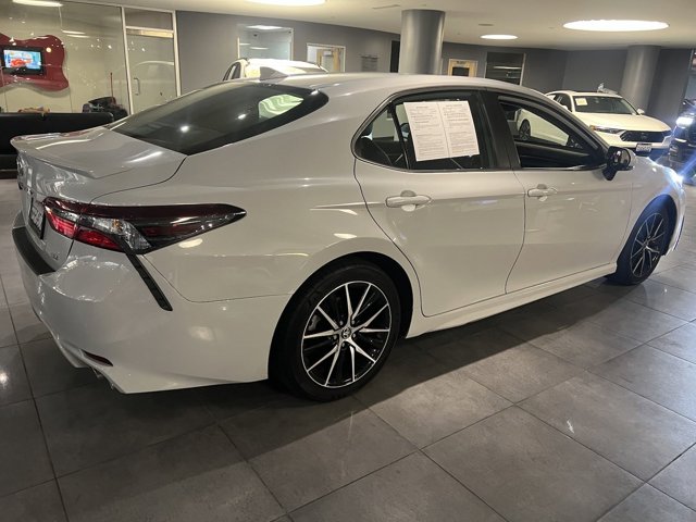 2022 Toyota Camry SE 30