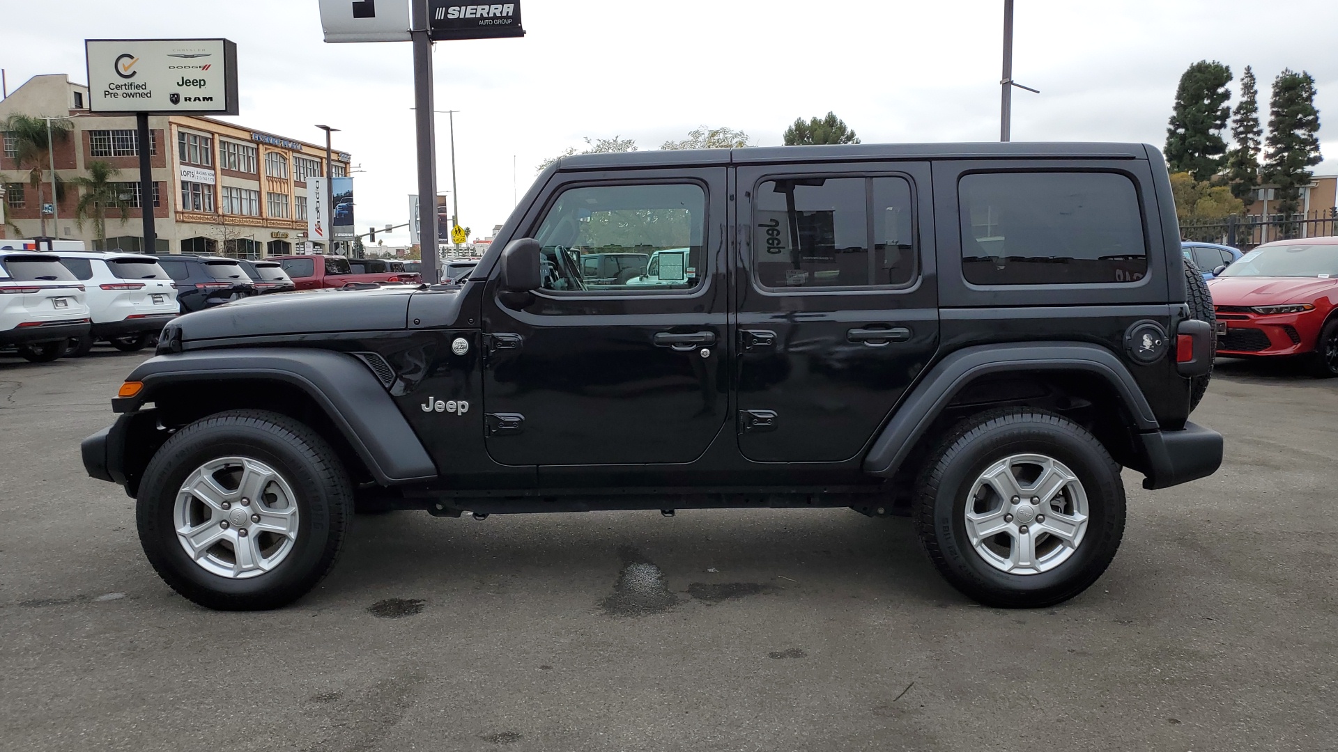 2019 Jeep Wrangler Unlimited Sport S 2