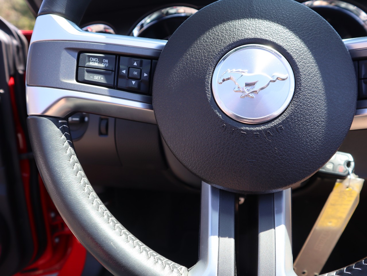 2014 Ford Mustang GT Premium 37