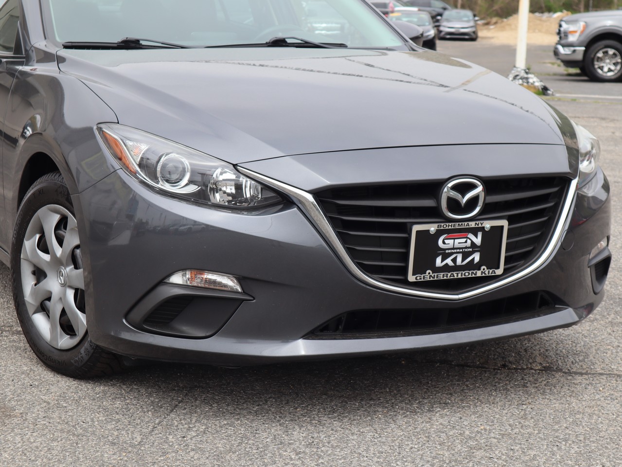 2015 Mazda Mazda3 i Sport 2