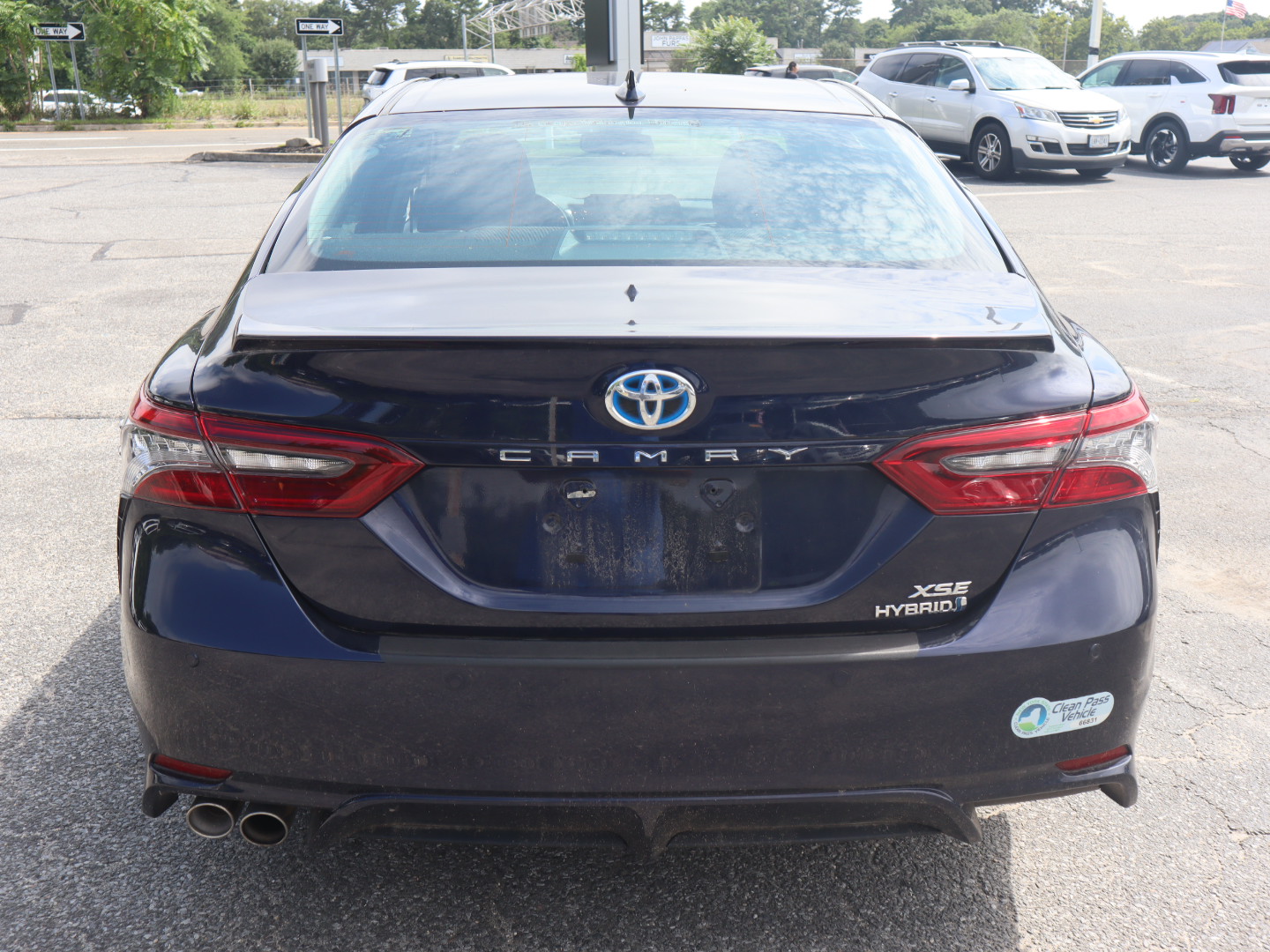 2022 Toyota Camry Hybrid XSE 6