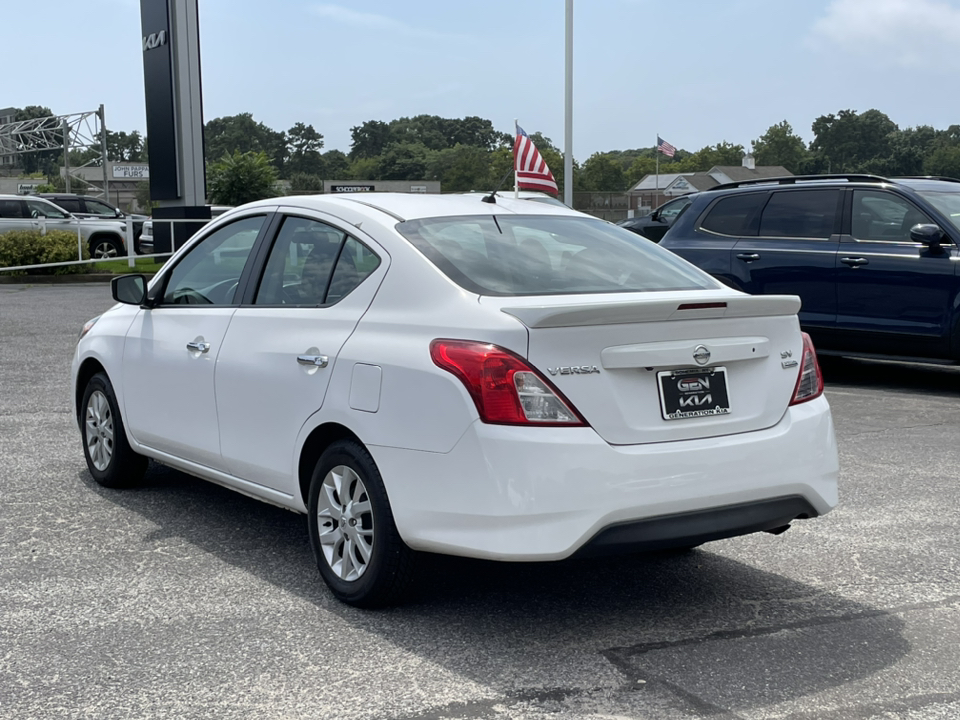 2018 Nissan Versa 1.6 SV 6