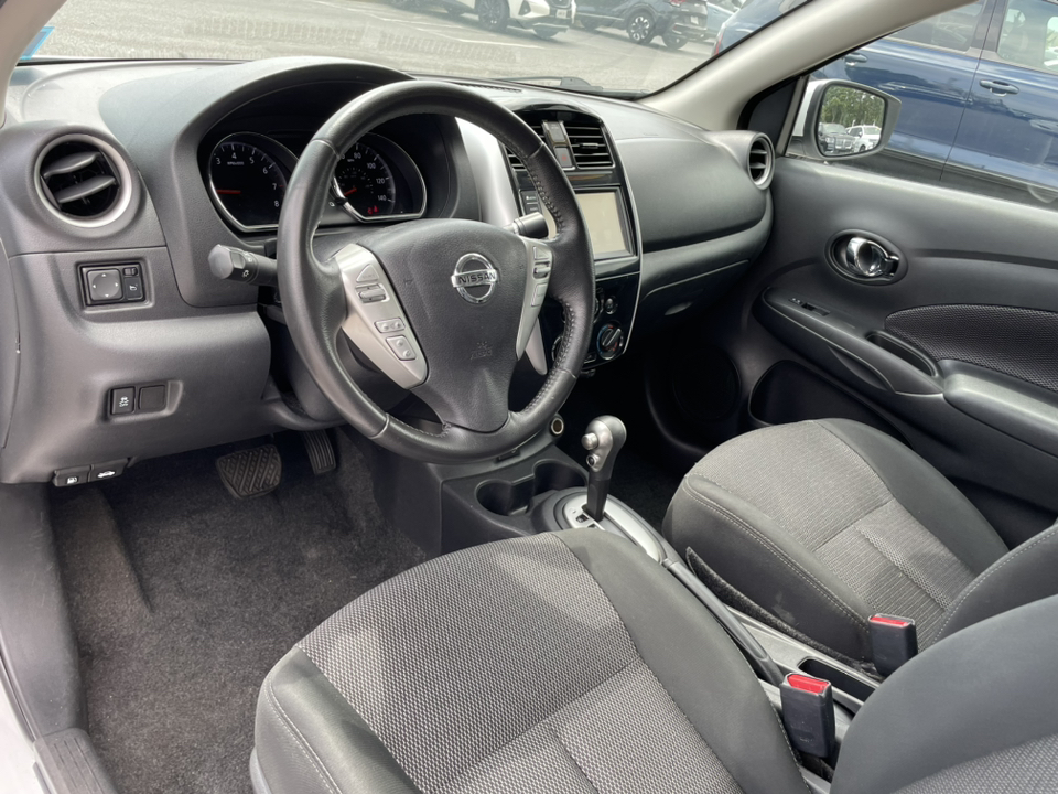 2018 Nissan Versa 1.6 SV 20