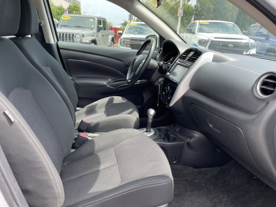 2018 Nissan Versa 1.6 SV 24