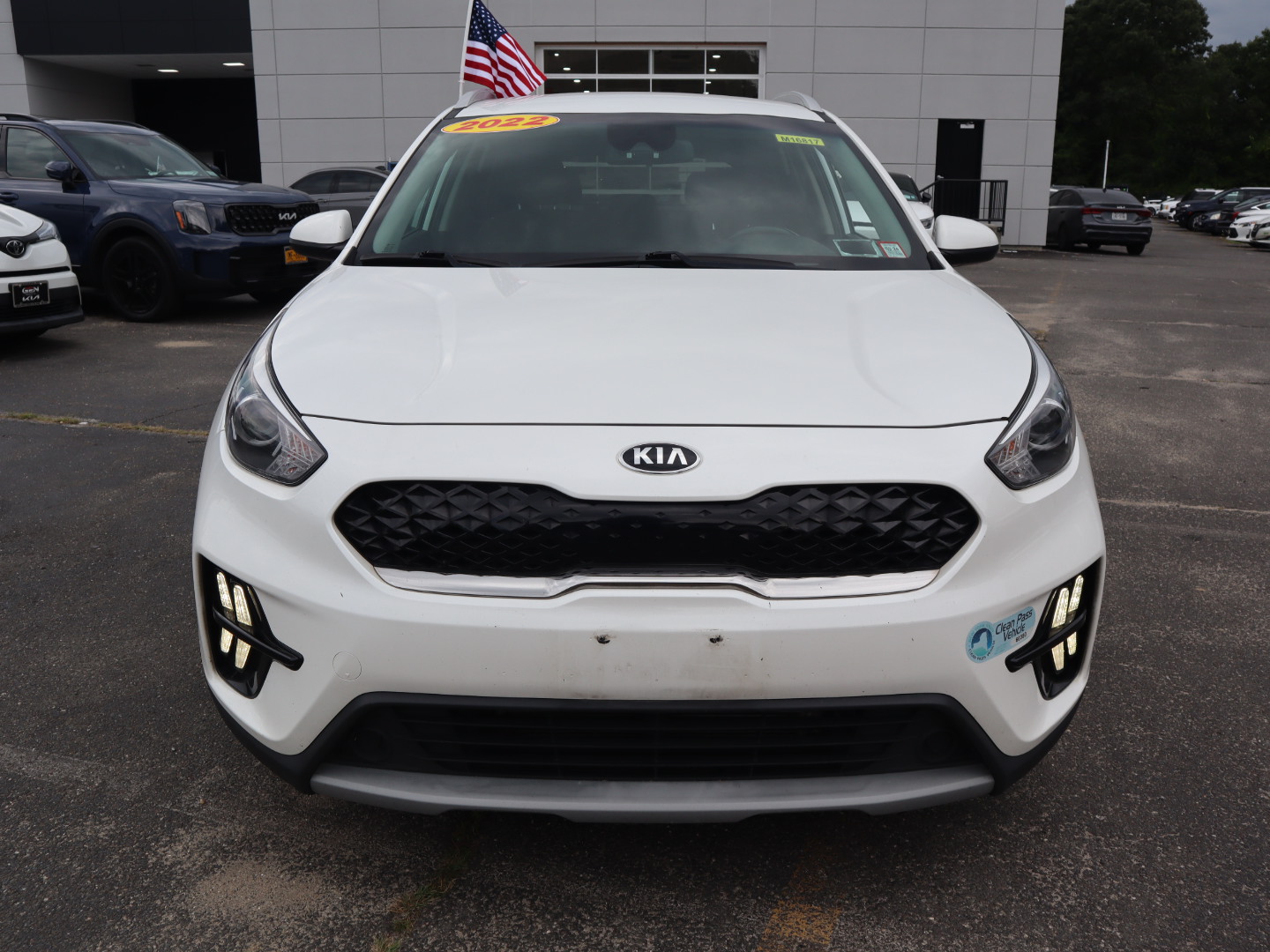 2020 Kia Niro LXS 3