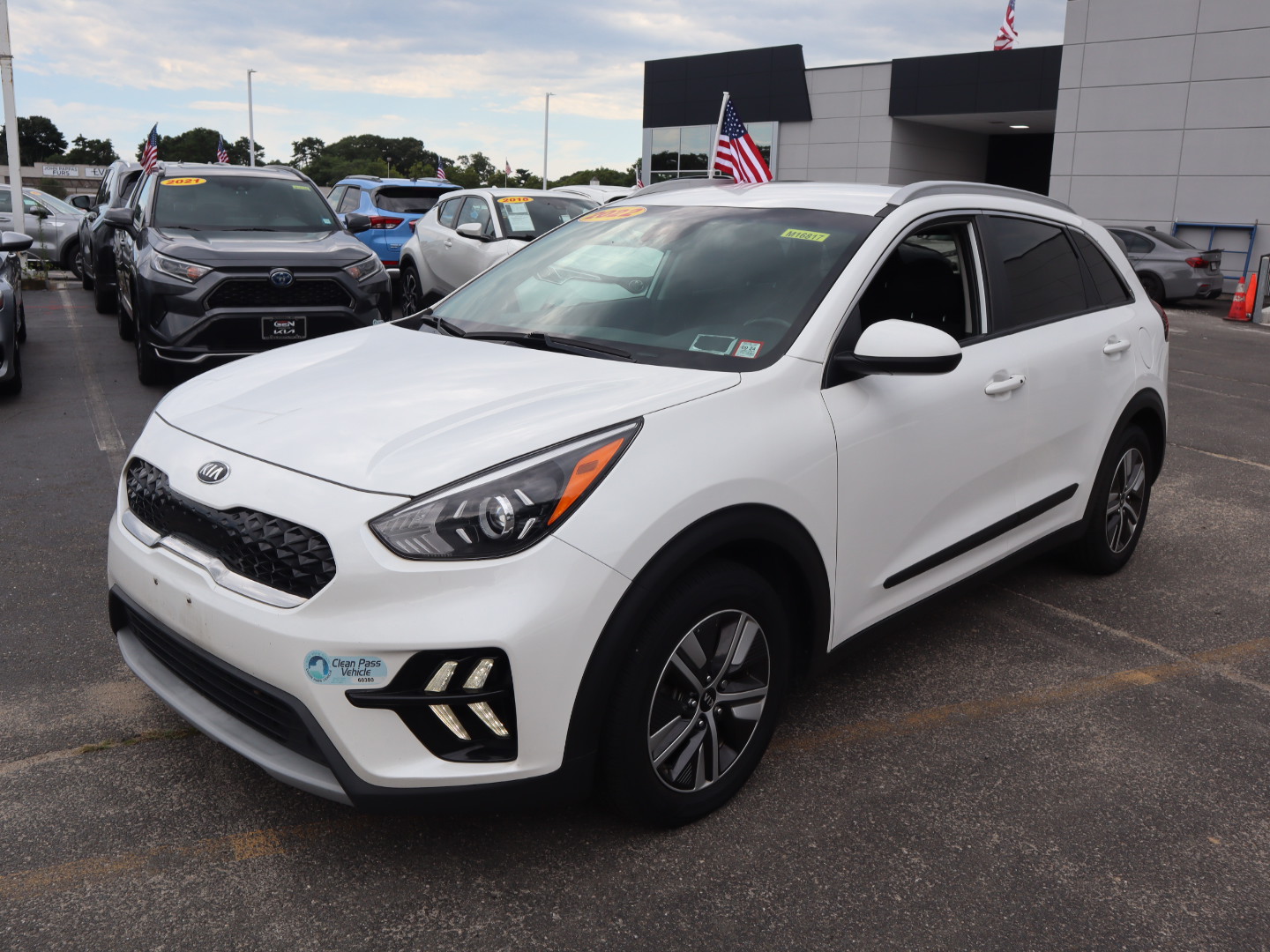 2020 Kia Niro LXS 9