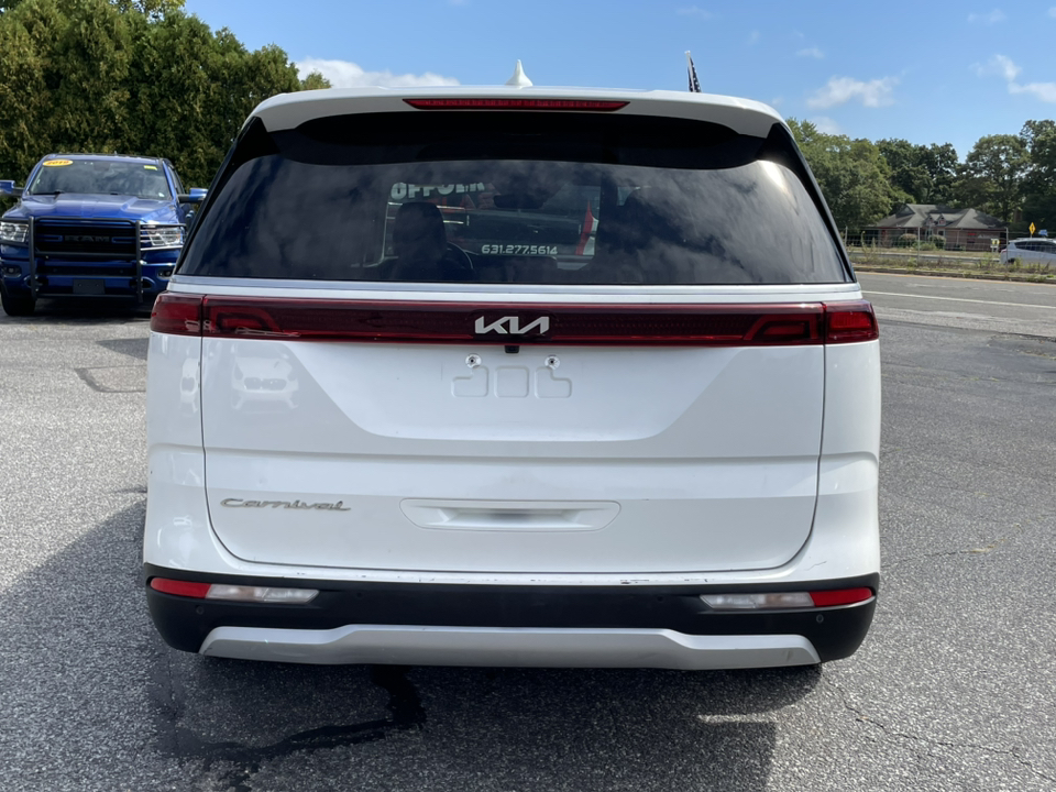 2022 Kia Carnival LXS 5