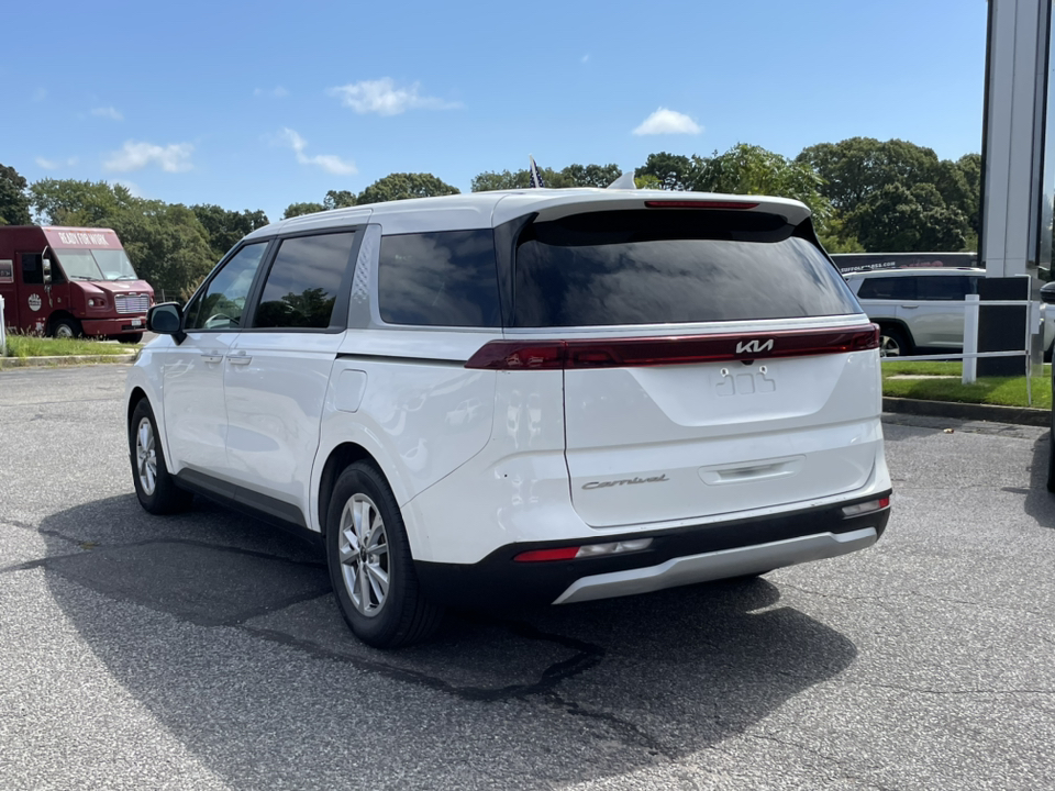 2022 Kia Carnival LXS 6