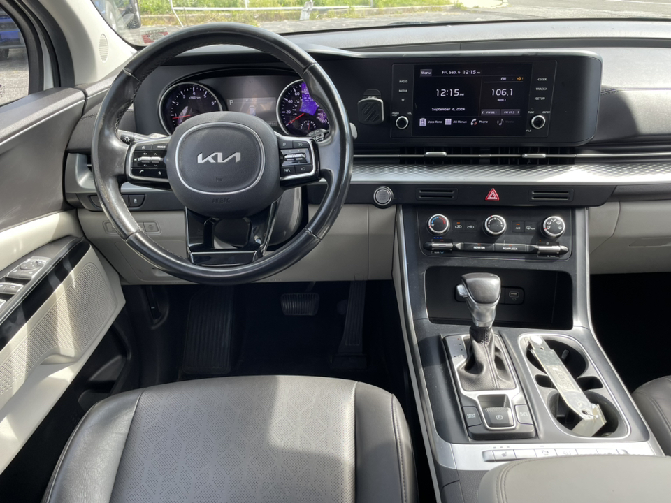 2022 Kia Carnival LXS 11