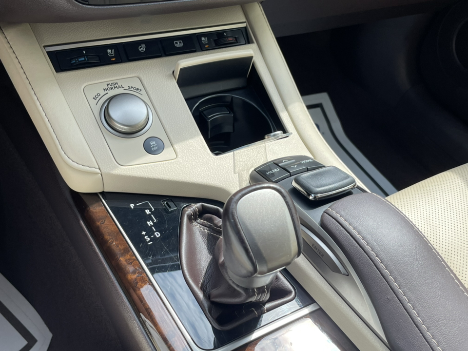 2016 Lexus ES 350 21