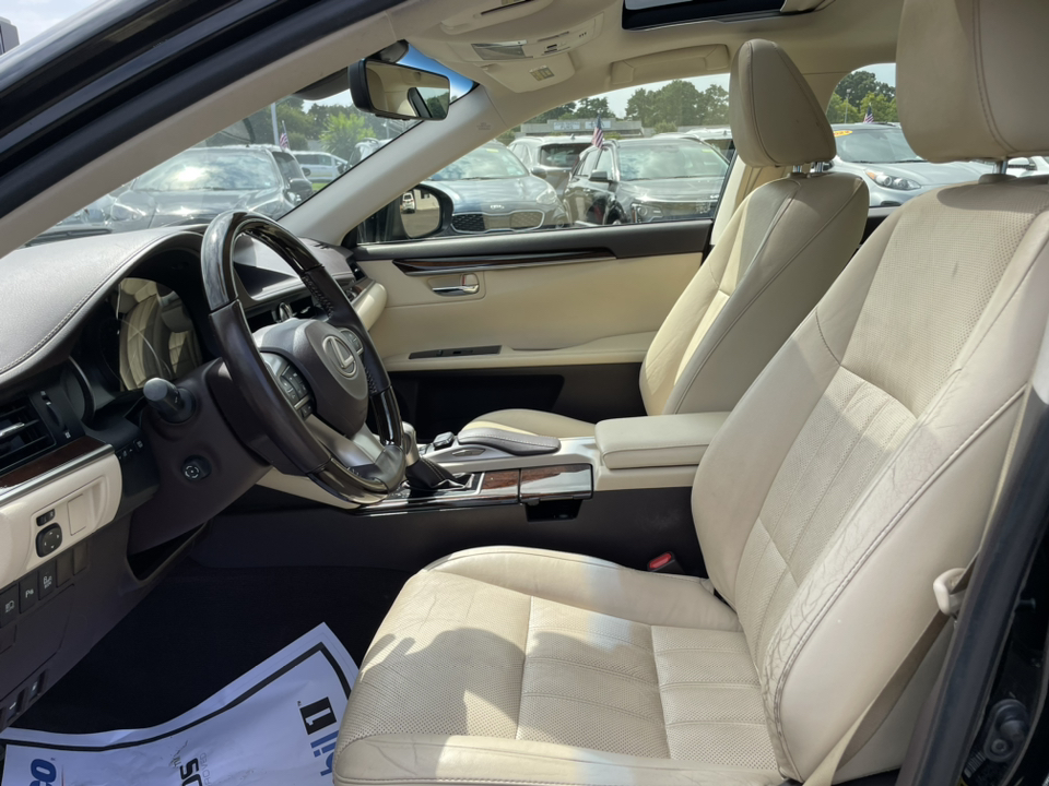 2016 Lexus ES 350 23