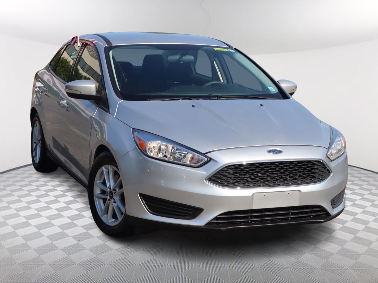 2017 Ford Focus SE 1