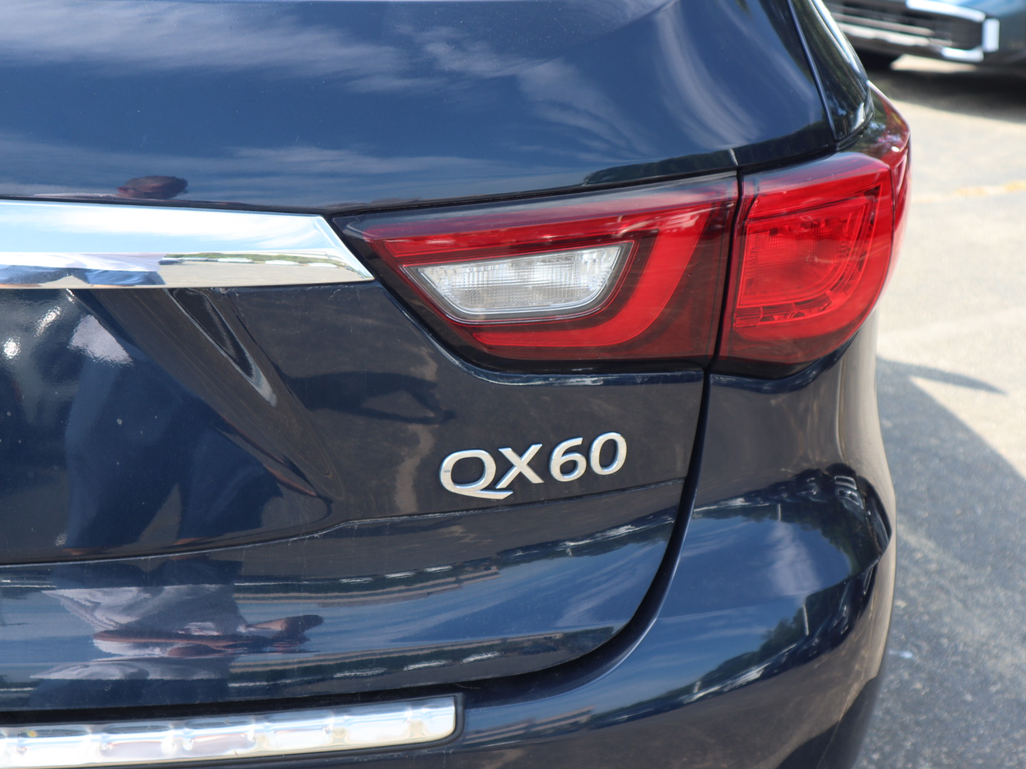 2020 INFINITI QX60 LUXE 38