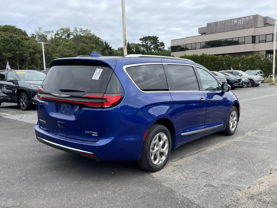 2021 Chrysler Pacifica Limited 4