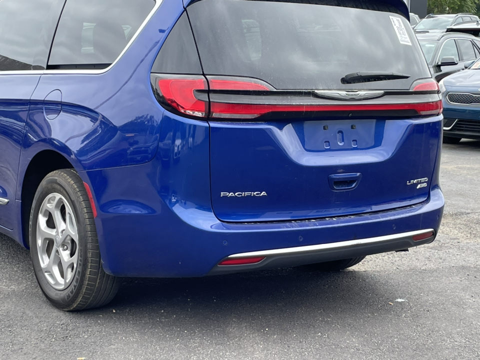 2021 Chrysler Pacifica Limited 33