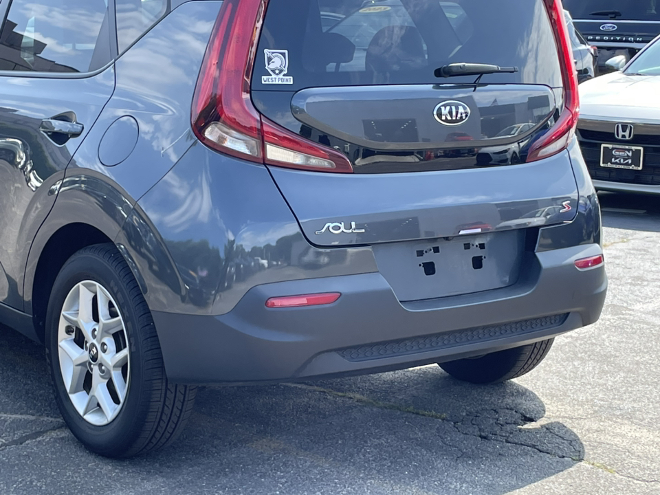 2021 Kia Soul S 32