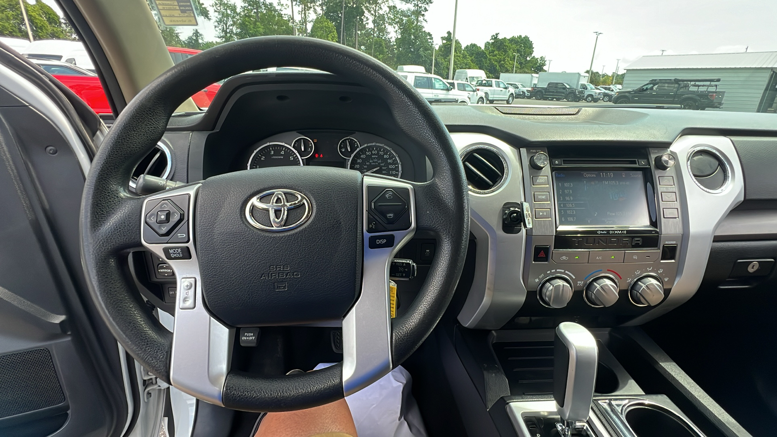 2015 Toyota Tundra SR5 19