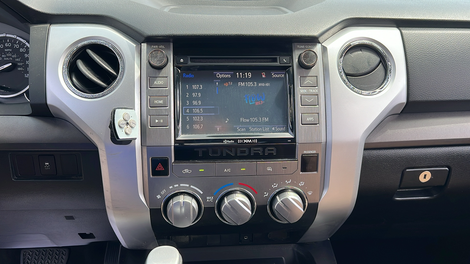 2015 Toyota Tundra SR5 20