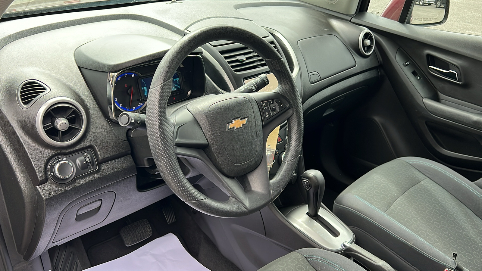 2016 Chevrolet Trax LS 10