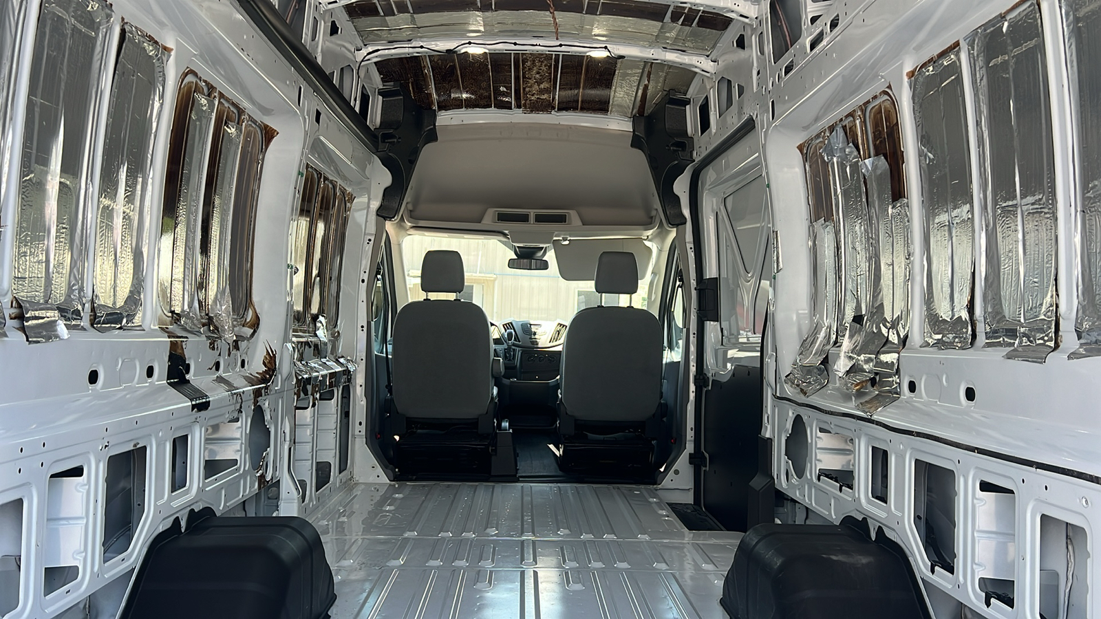 2019 Ford Transit  9