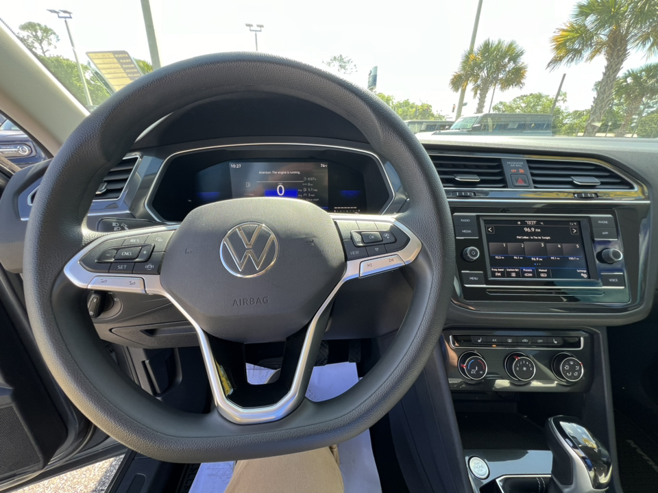 2022 Volkswagen Tiguan 2.0T S 16