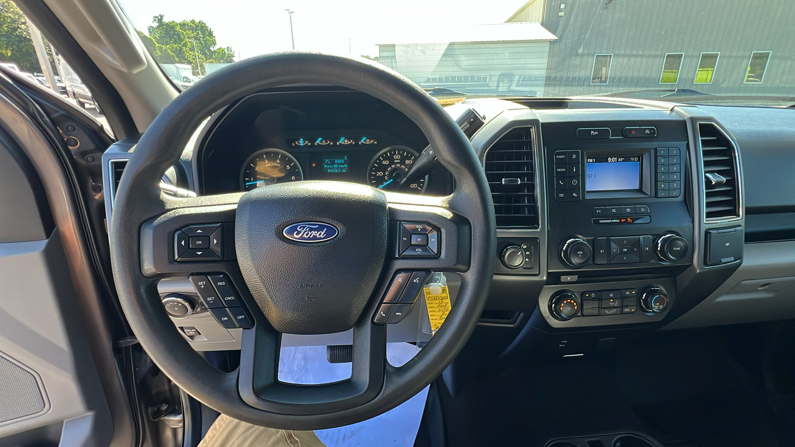2018 Ford F-150 XLT 19