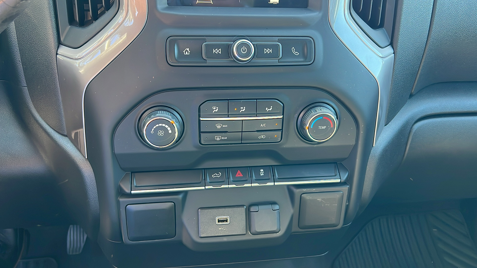 2019 Chevrolet Silverado 1500 Custom 23