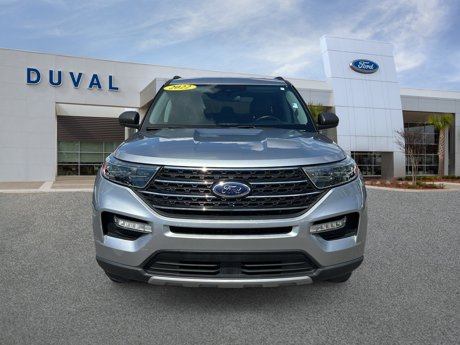 2022 Ford Explorer XLT 2