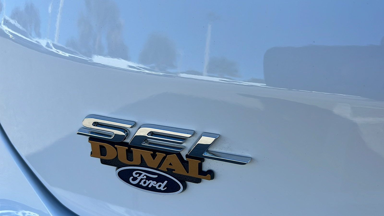 2024 Ford Edge SEL 25