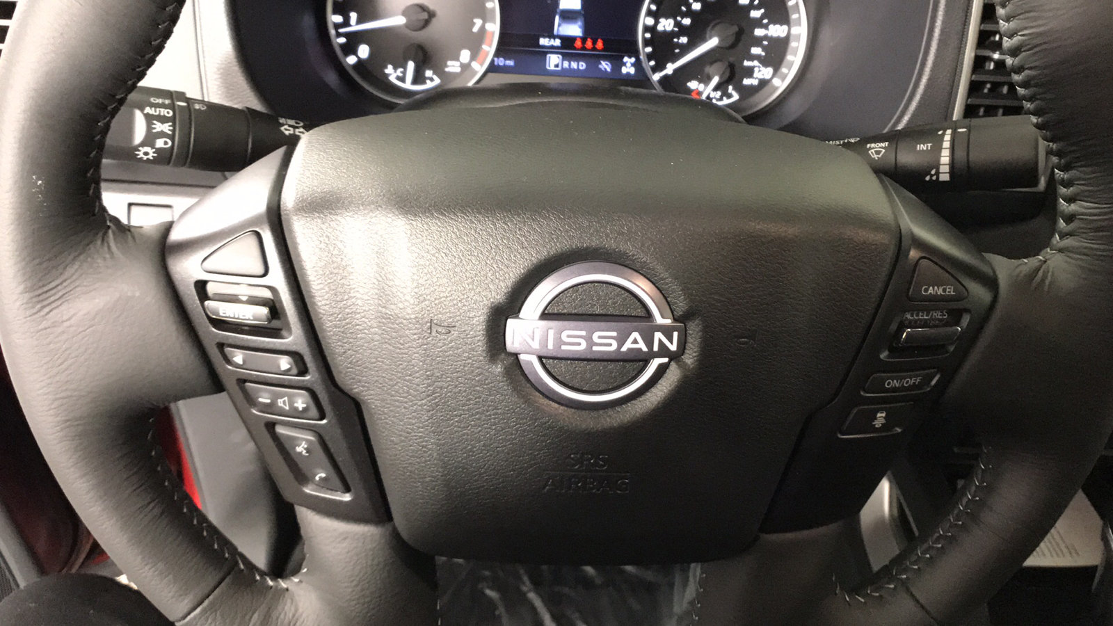 2024 Nissan Frontier SL 15